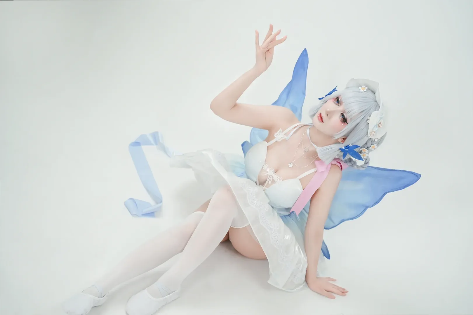 【神裡綾華cos】原神雪霽公主的芭蕾幻想，輕盈綻放 - 第 9 張