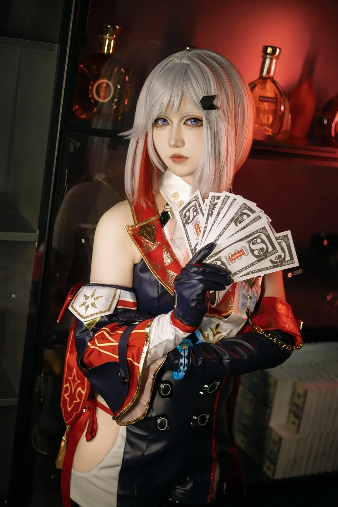 [Topaz cosplay] Being a Dedicated IPC Strategic Investment Department Employee in Honkai: Star Rail - Image 2