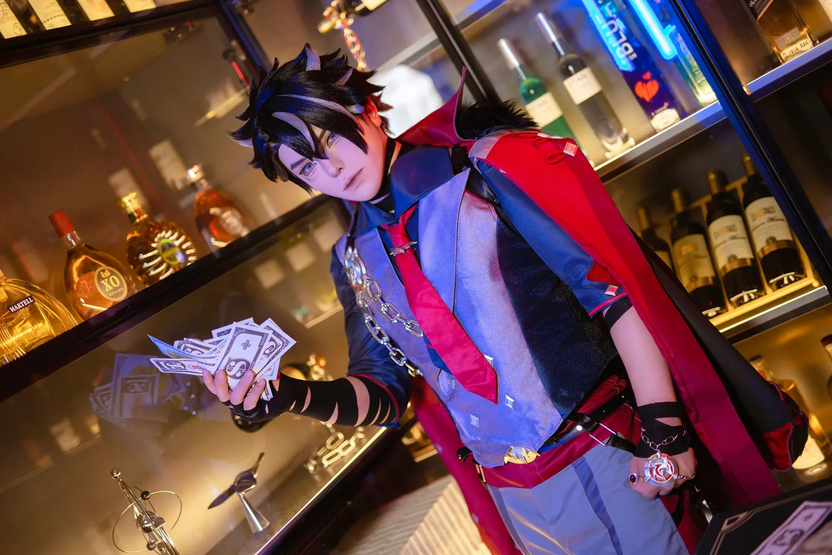 [Wriothesley cosplay] The Duke's Night and Chains: Genshin Impact Character Recreation - Image 5