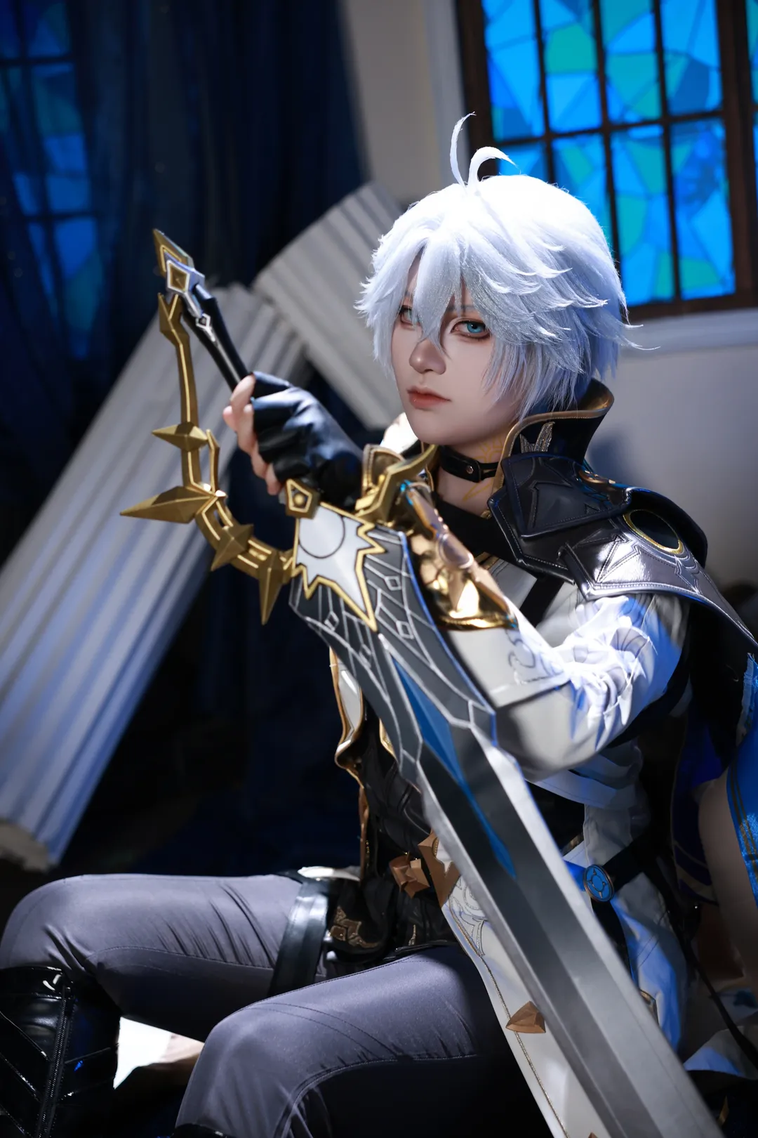 【白厄cos】崩坏星穹铁道，奥赫玛的异乡人向你致意 - 第 2 张