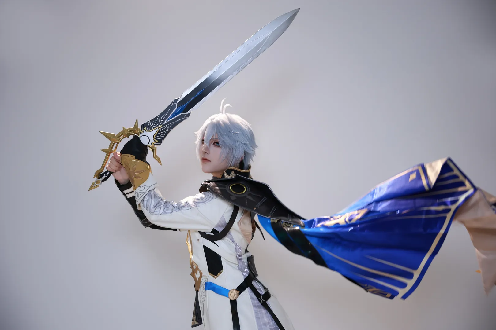 【白厄cos】崩坏星穹铁道，奥赫玛的异乡人向你致意 - 第 3 张