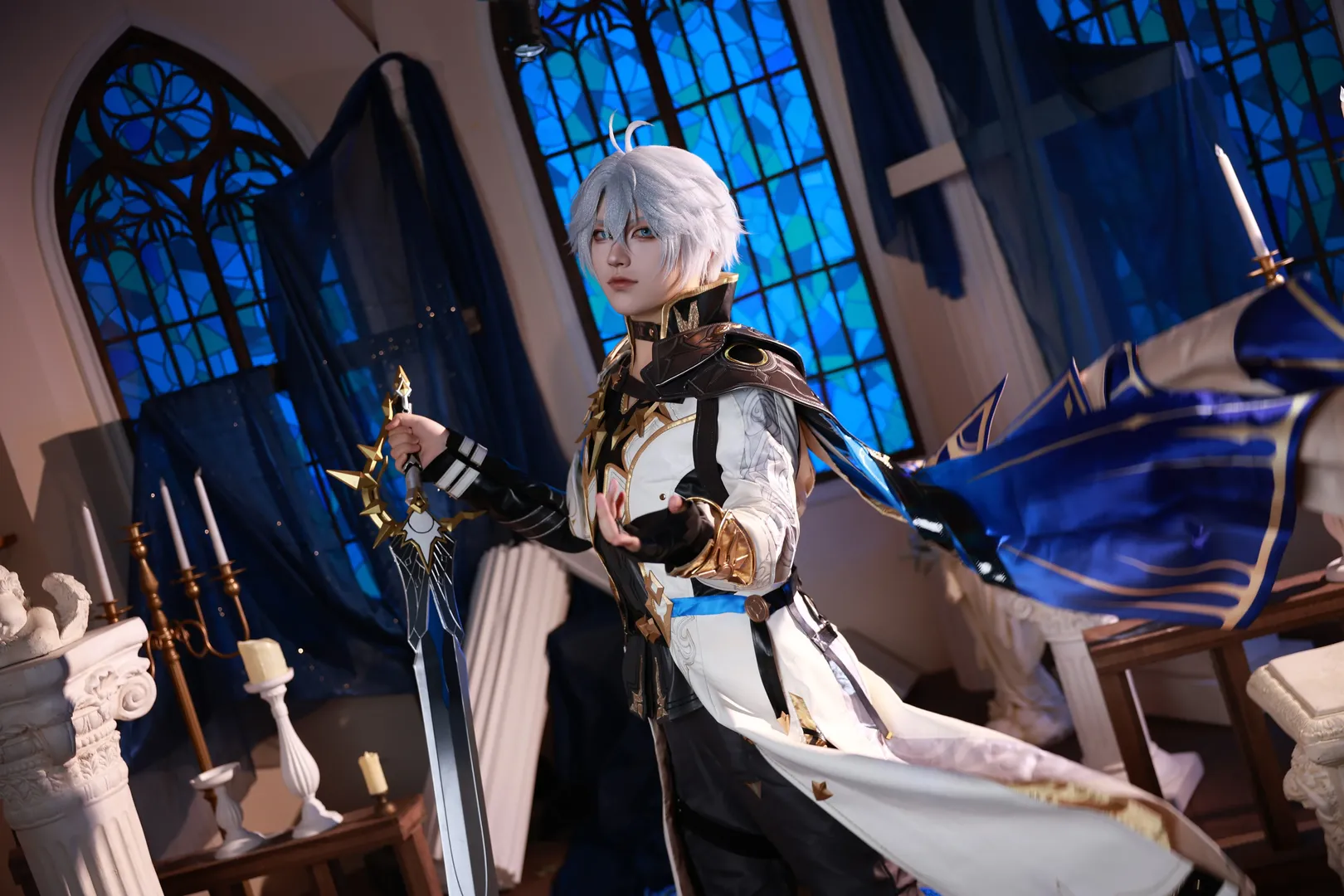 【白厄cos】崩坏星穹铁道，奥赫玛的异乡人向你致意 - 第 4 张