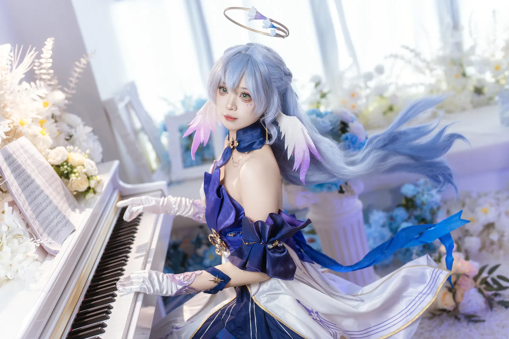 【星期日与知更鸟cos】崩坏星穹铁道兄妹间的静谧钢琴时刻