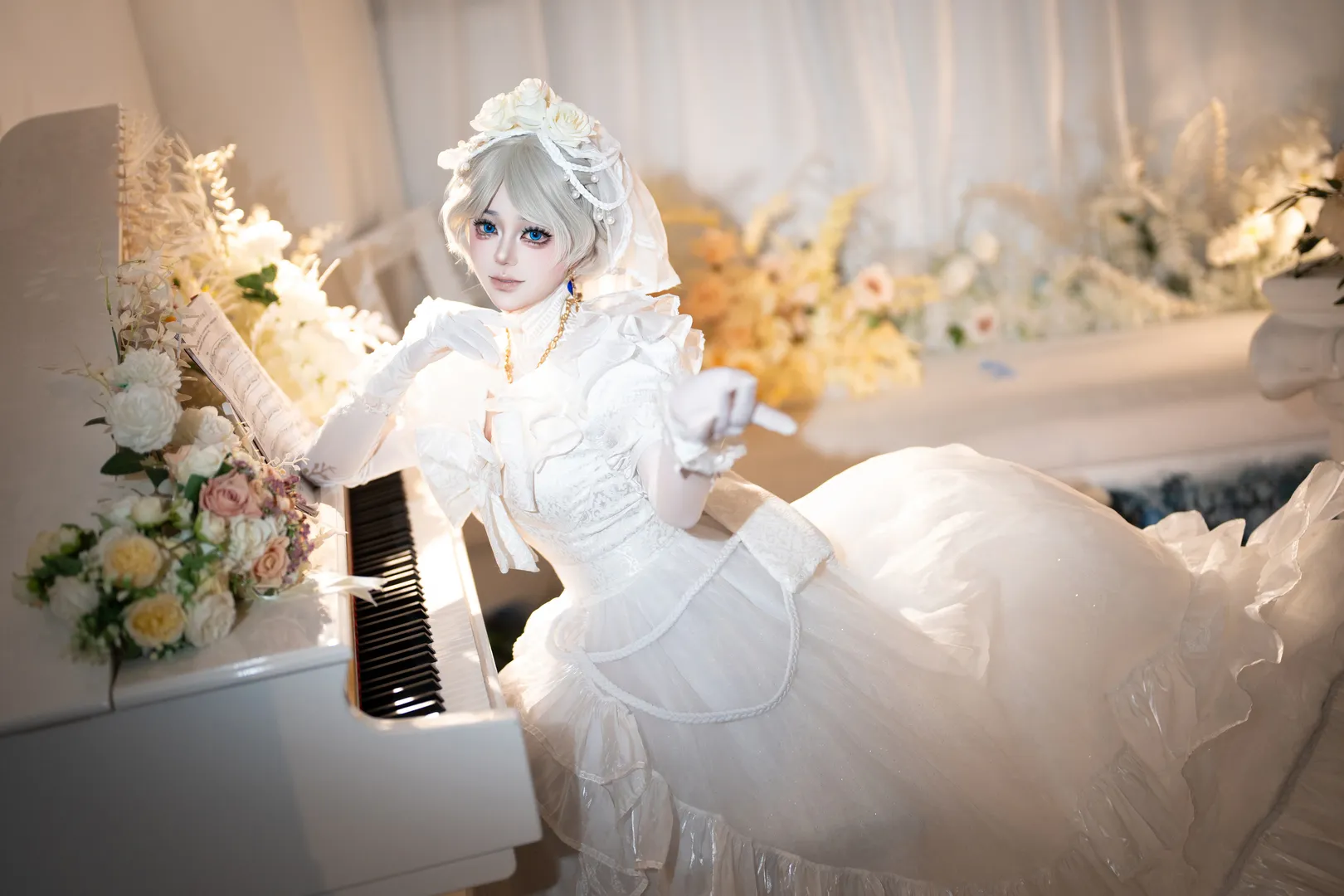 【红夫人cos】白纱与琴键，可悲棋子的终局华彩