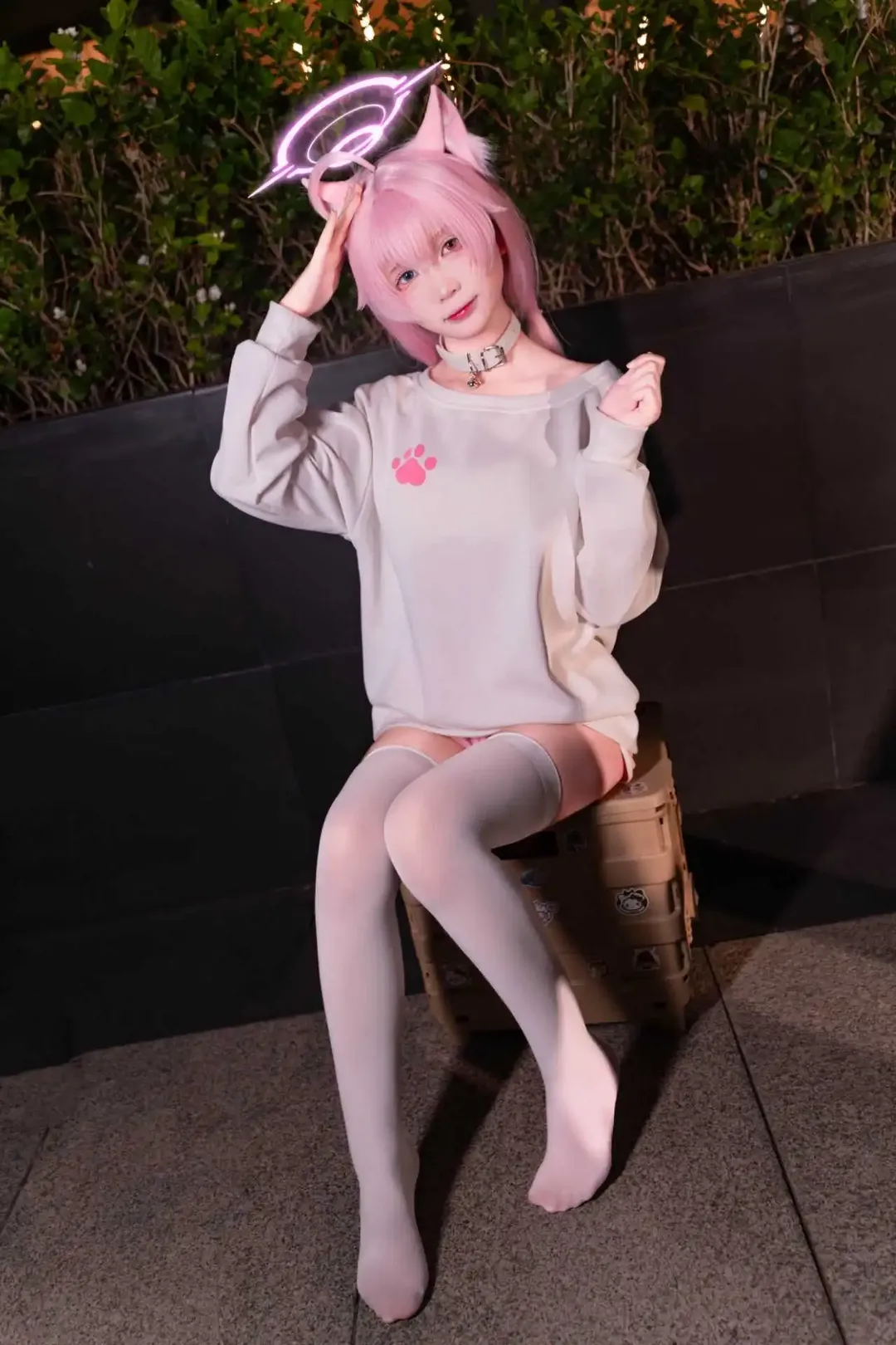 【小鸟游星野cos】蔚蓝档案，夜晚街头慵懒小猫的漫展外拍