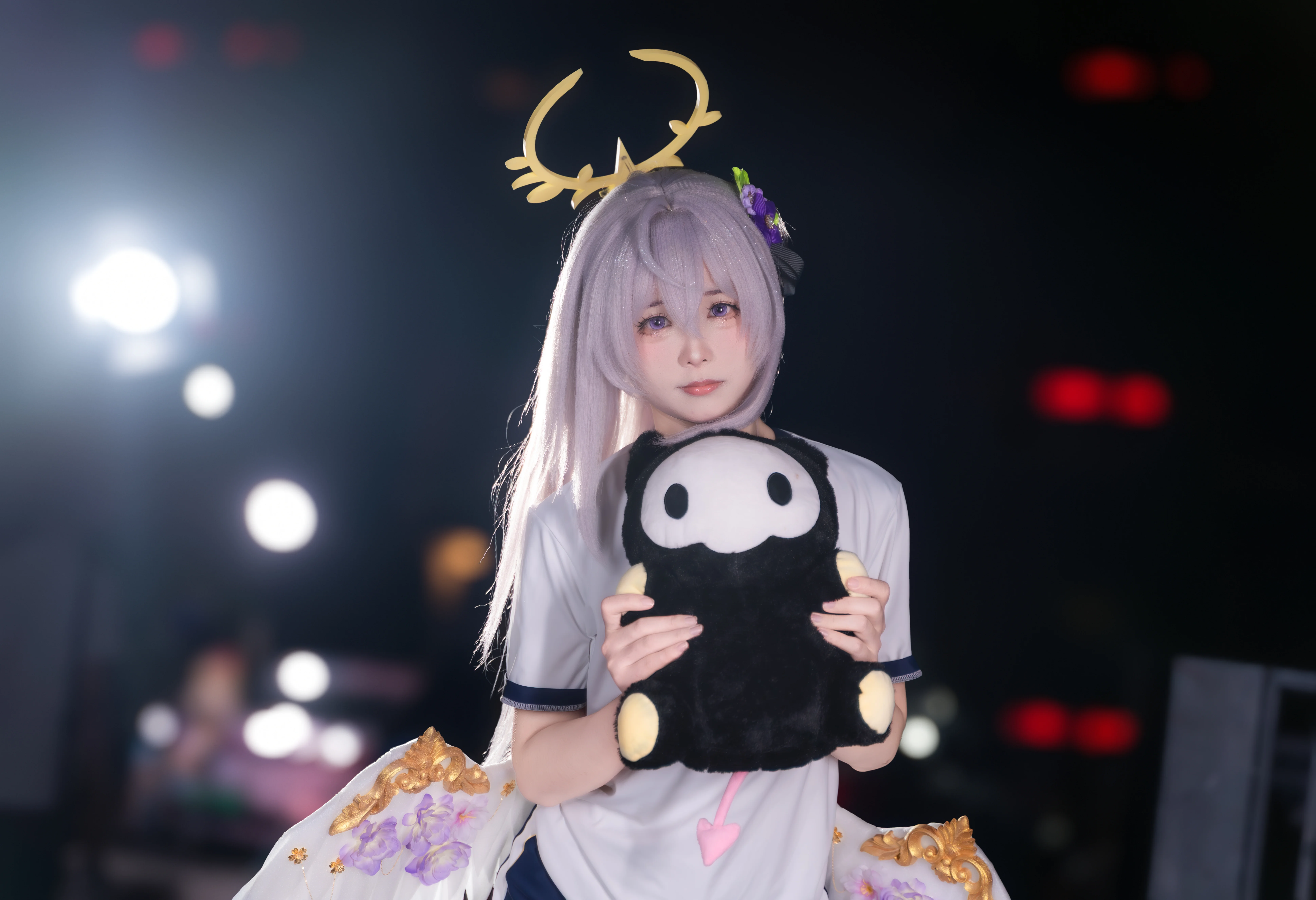 【白洲梓cos】蔚蓝档案运动服造型的萤火虫漫展深夜出片 - 第 1 张
