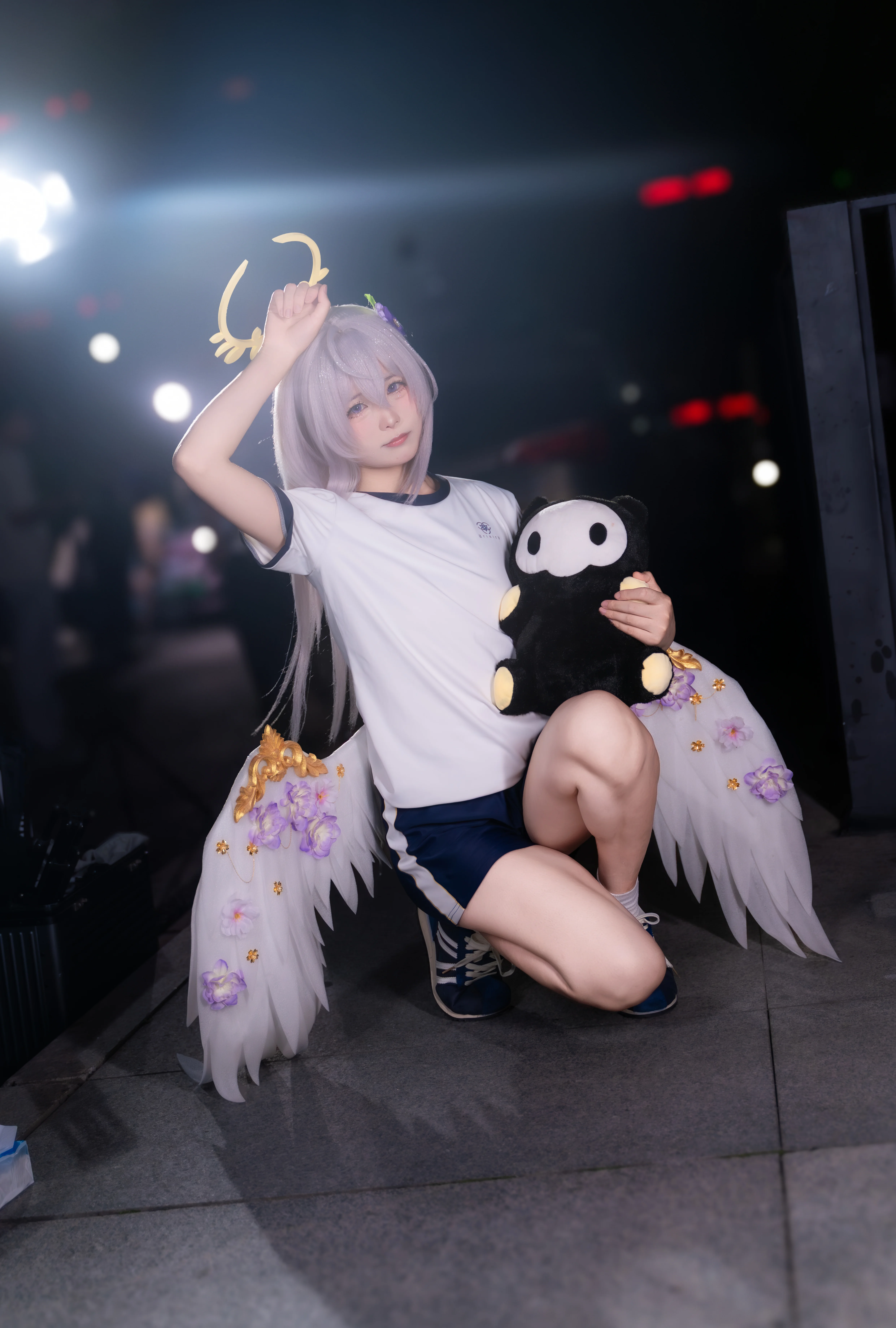 【白洲梓cos】蔚蓝档案运动服造型的萤火虫漫展深夜出片 - 第 3 张