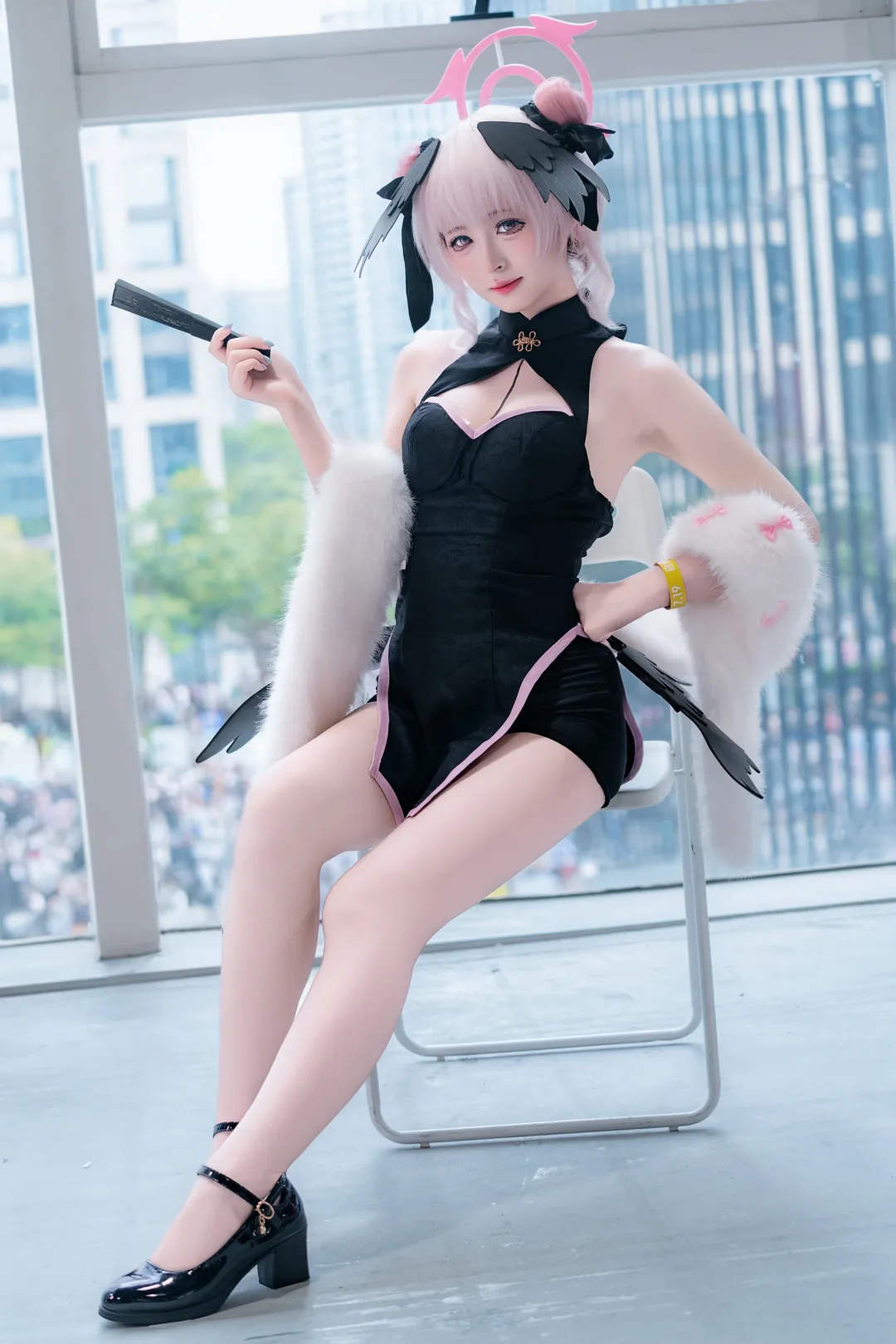 【下江小春cos】蔚蓝档案里的黑旗袍造型同样出彩