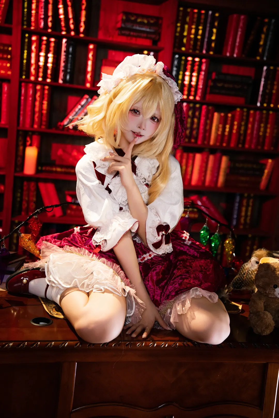 【芙兰朵露cos】在东方project的复古书房中捕捉吸血鬼的午后 - 第 1 张