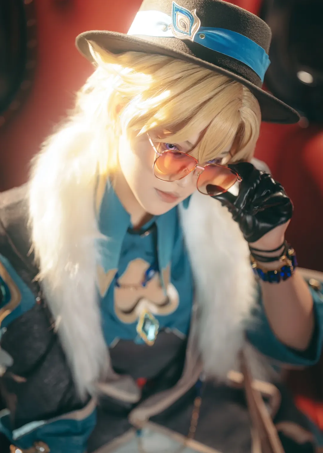 【Aventurine Cosplay】Taking a Seat at Honkai: Star Rail's Gambling Table - Image 3
