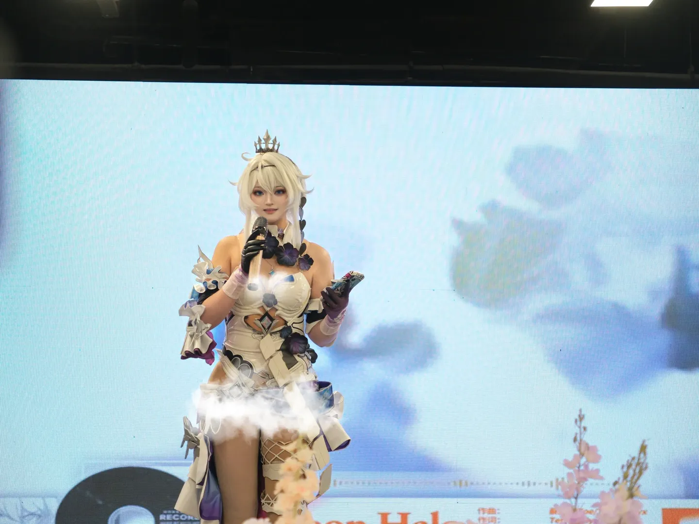 【琪亚娜cos】崩坏3，生日会现场与P1完美甩发的背后 - 第 2 张