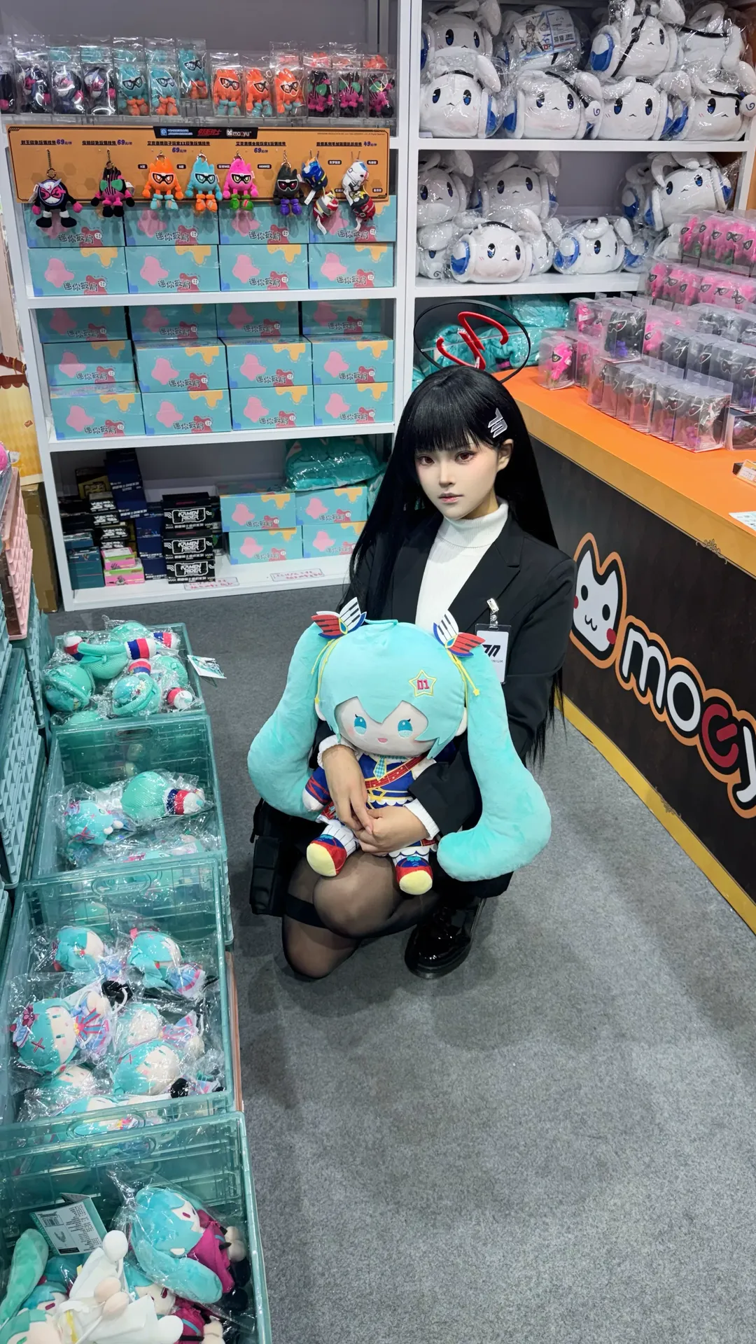 【调月莉音cos】蔚蓝档案CP32，和初音周边的奇妙联动 - 第 3 张