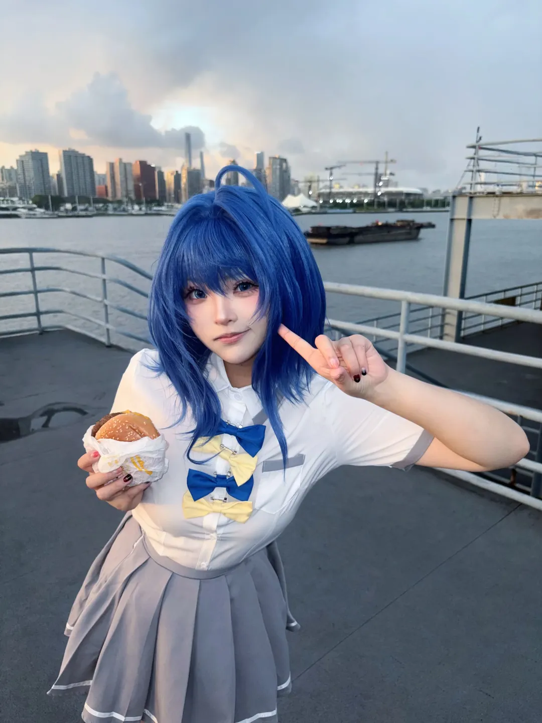 【八奈見杏菜cos】敗犬女主太多了，這抹彩虹太適合她了 - 第 2 張