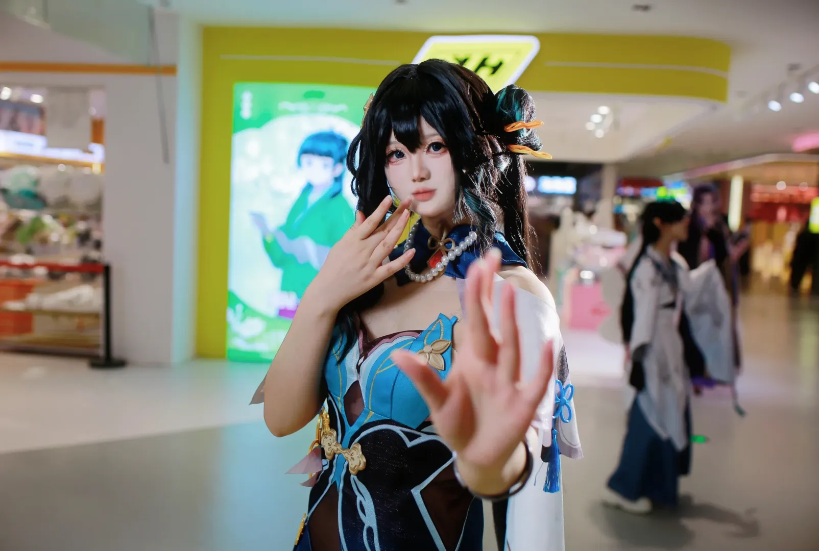 【阮梅cos】崩坏星穹铁道 倚梅回首，要尝一口新渍的梅花吗 - 第 9 张