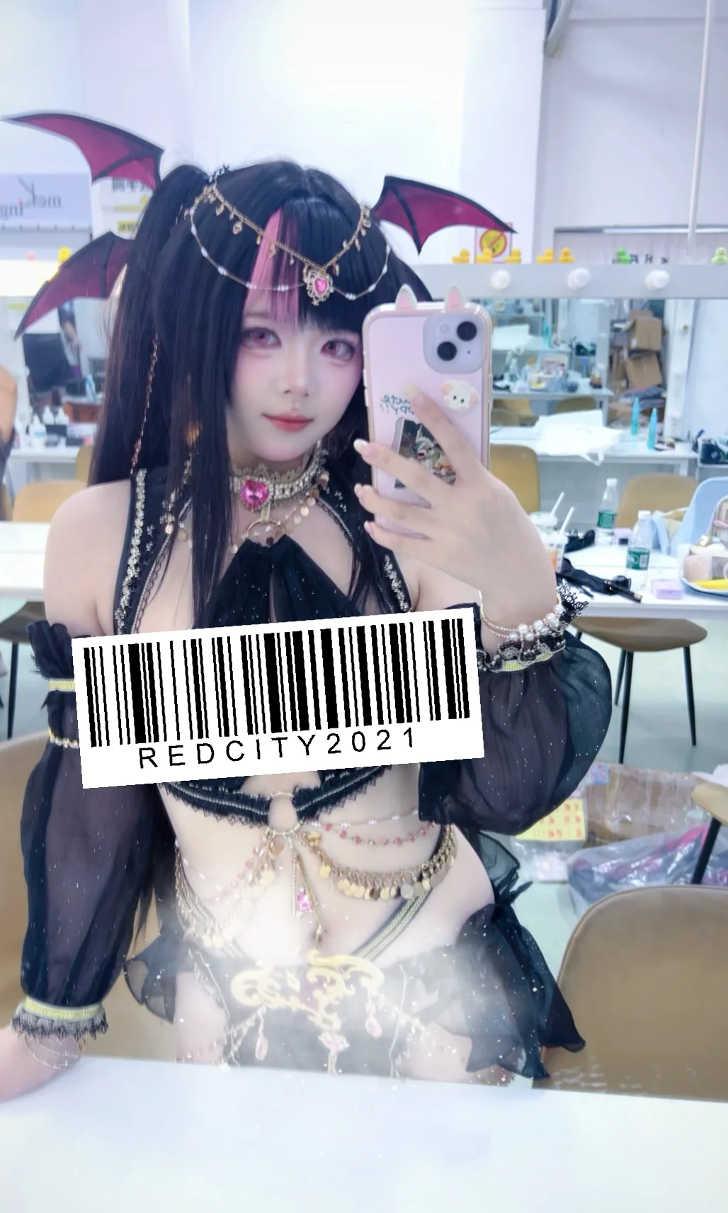 [Moritz cosplay] Azur Lane's Prince Moritz: Recreating That Cool Tsundere Vibe - Image 1