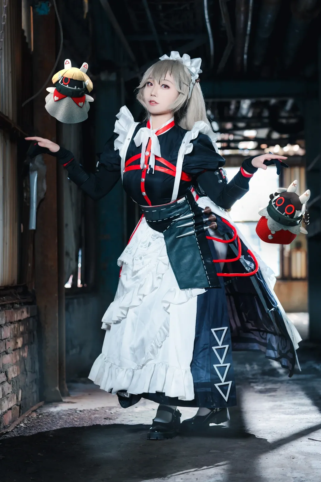 【丽娜cos】绝区零维多利亚家政女仆的废土现场调度