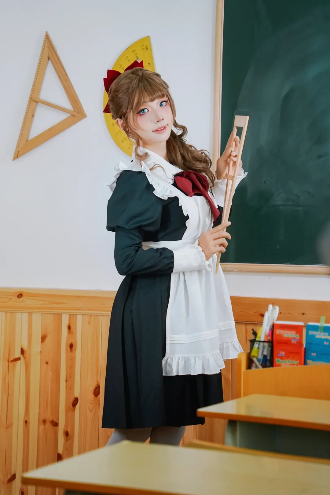 俄式小制服的第二组，教室里的微挑逗尝试 - 第 6 张