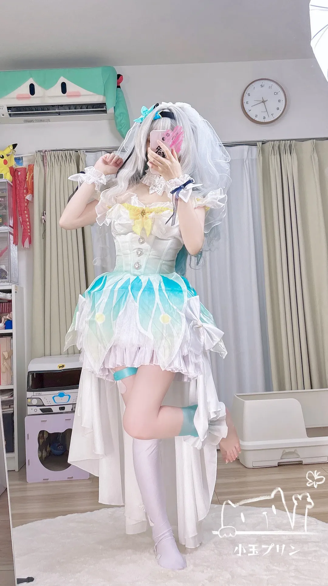 【流萤cos】崩坏星穹铁道的花嫁造型，拍完直接去吃橡木蛋糕卷了