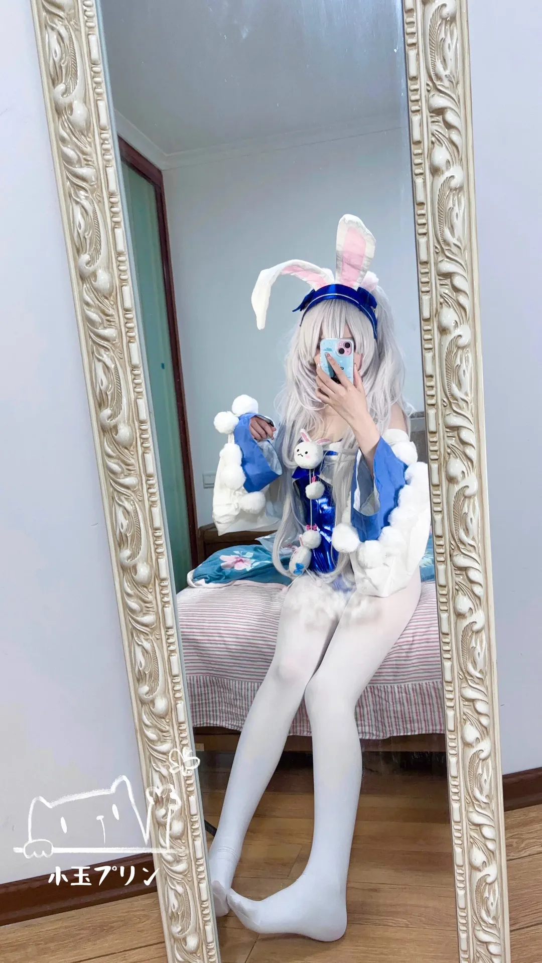 【Laffey cosplay】Azur Lane's soft bunny: Styling details of the white thigh-highs outfit and bunny ears - Image 1
