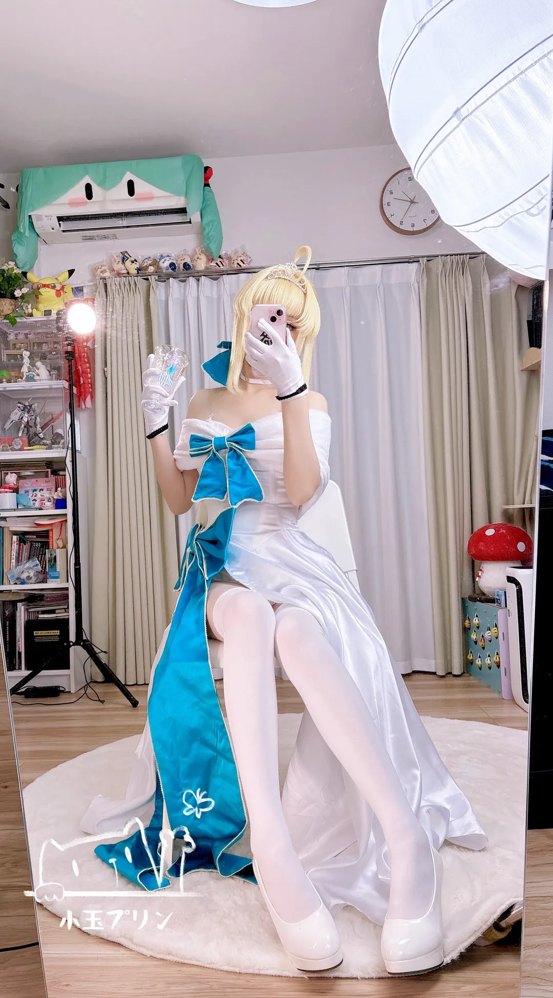 【アルトリア コスプレ】フェイトシリーズの白ドレス姿、自宅撮影記録 - 3 枚目
