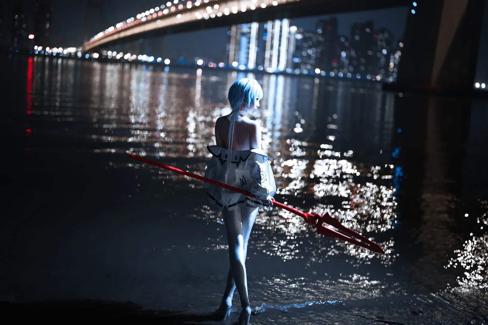 【绫波丽cos】夜水边的白与红，属于新世纪福音战士的静谧时光 - 第 3 张