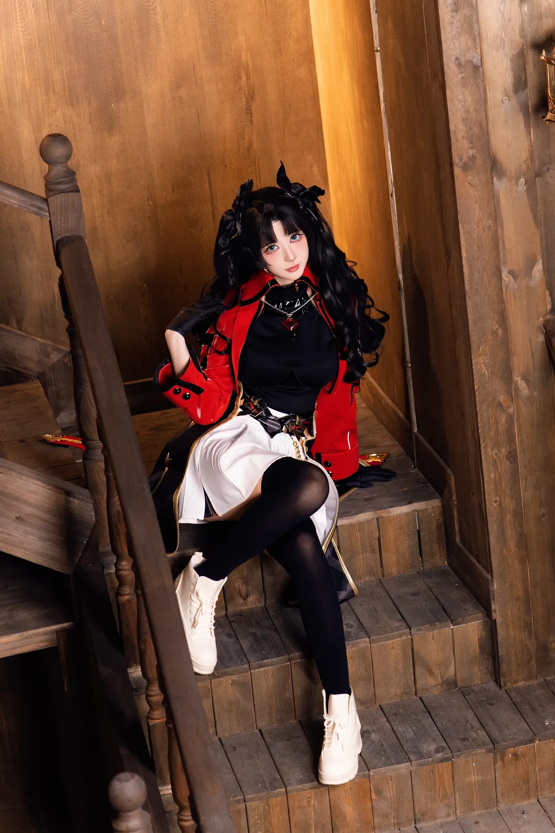 【远坂凛cos】红黑经典配色的复古质感