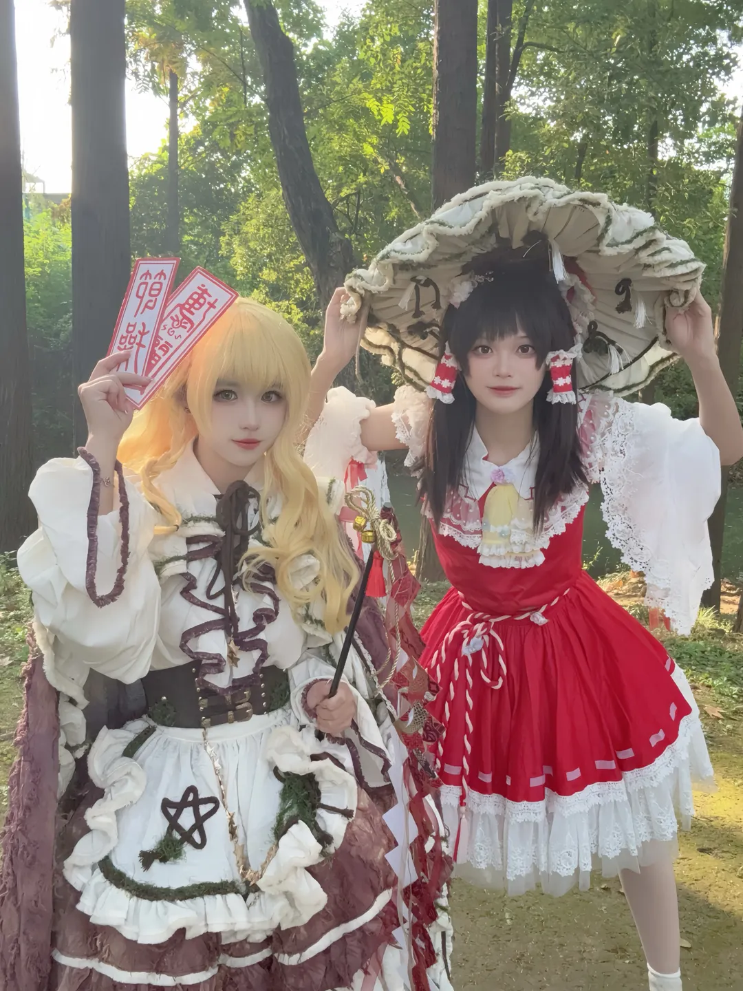【魔理沙コスプレ】『東方Project』紅葉シーズンの冒険、まるで絵画の中を旅するように - 5 枚目