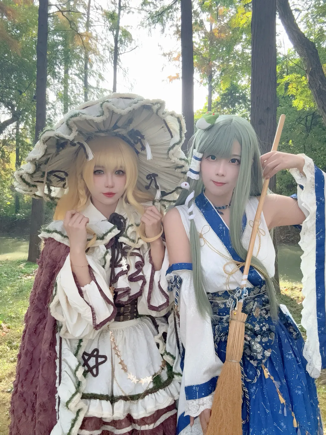【魔理沙コスプレ】『東方Project』紅葉シーズンの冒険、まるで絵画の中を旅するように - 8 枚目