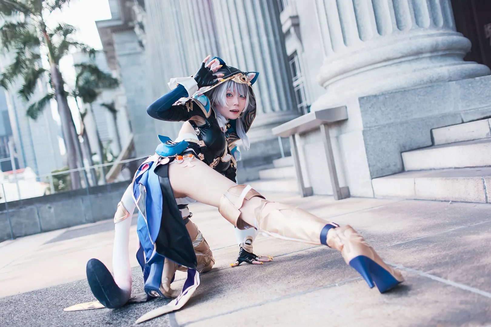 [Cifera Cosplay] Honkai: Star Rail's Lethal Kitty Launching a Low-Stance Attack - Image 3