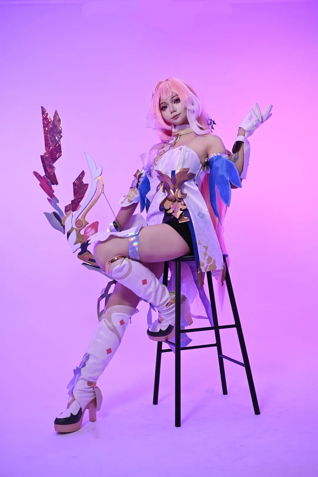 【爱莉希雅cos】人之律者，致歉一切的粉色幻梦 - 第 2 张