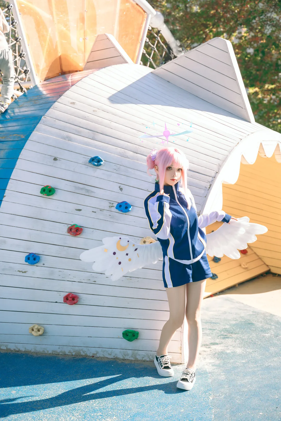 【聖園ミカ コスプレ】ブルーアーカイブの純白の天使の翼と輝く誕生日 - 2 枚目