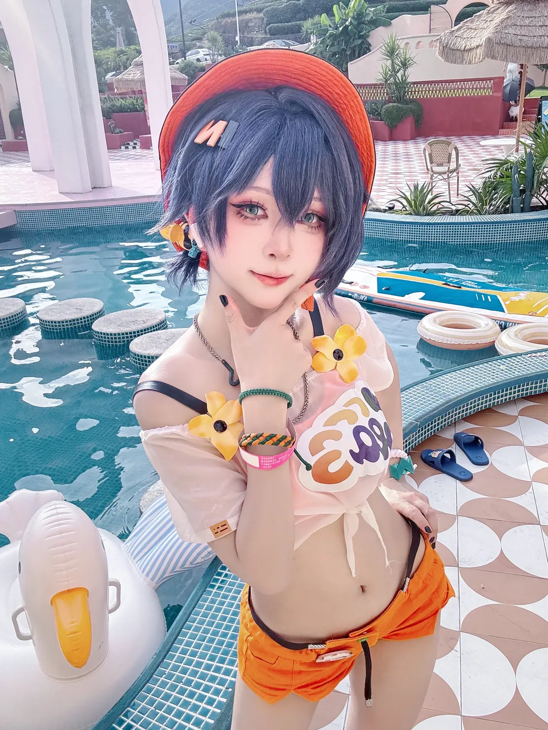 【玲妹cos】绝区零夏日特辑迟吟的浪涌，蓝莓西柚气泡水般的清爽穿搭