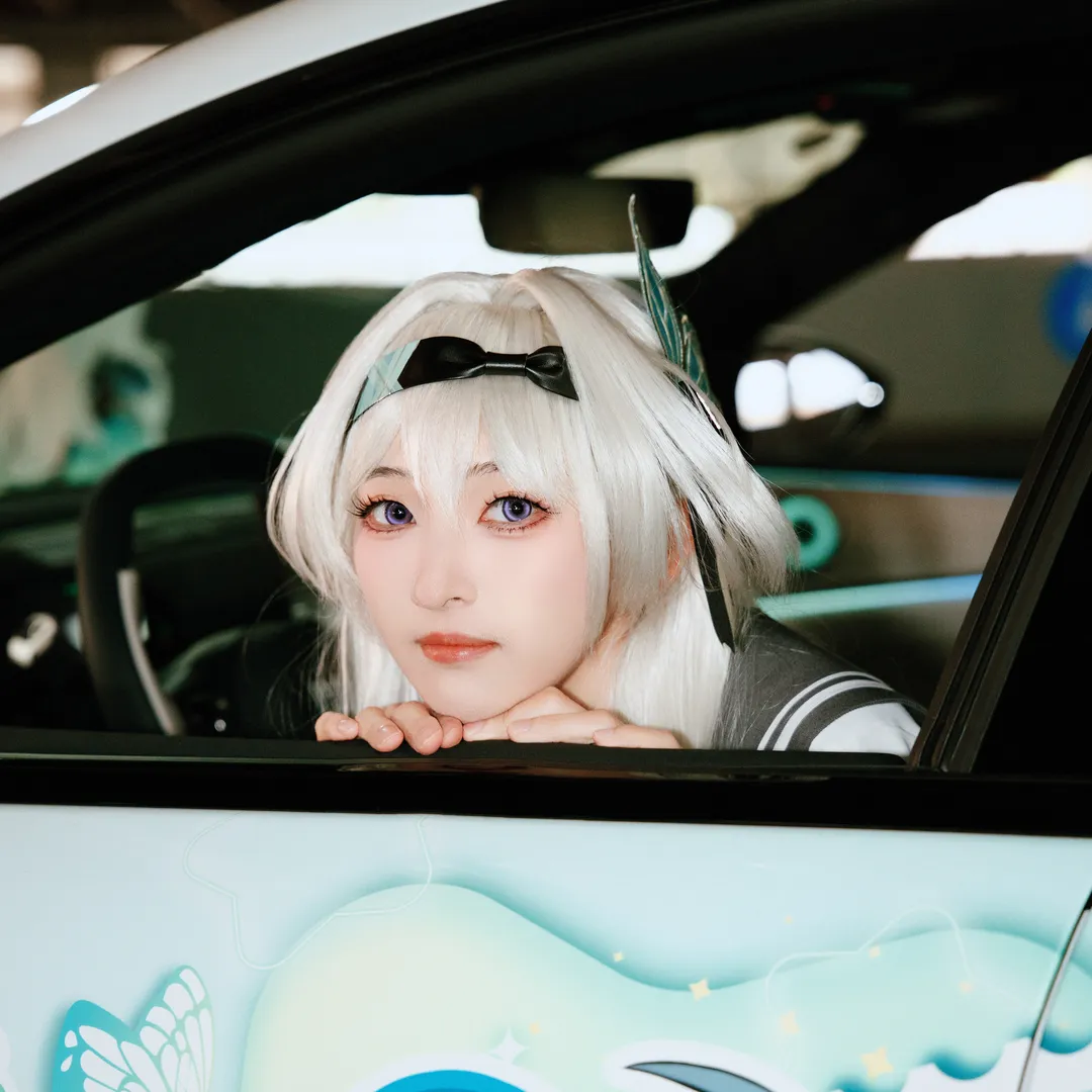 【流萤cos】同款痛车合影，沉浸式体验崩坏星穹铁道 - 第 3 张