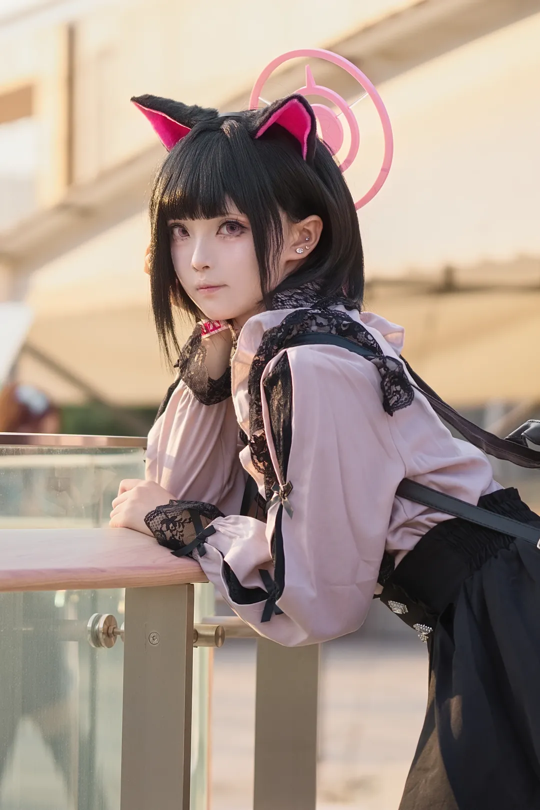【杏山カズサ コスプレ】『ブルーアーカイブ』地雷系 コスプレの屋外ロケ写真 - 5 枚目