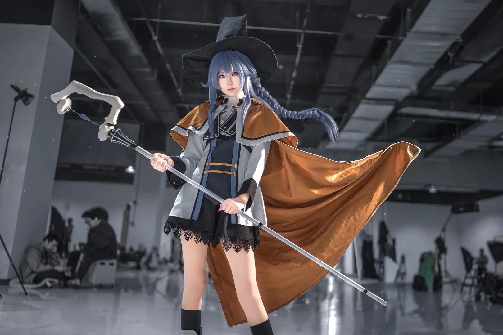【洛琪希cos】无职转生里的魔法师，不成熟师傅的可靠拥抱 - 第 1 张