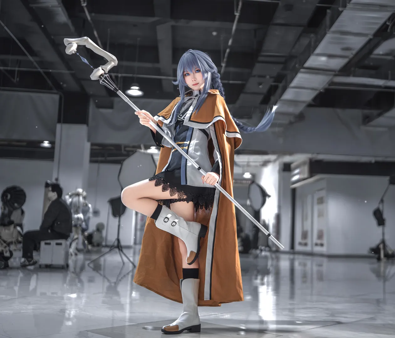 【洛琪希cos】无职转生里的魔法师，不成熟师傅的可靠拥抱 - 第 2 张
