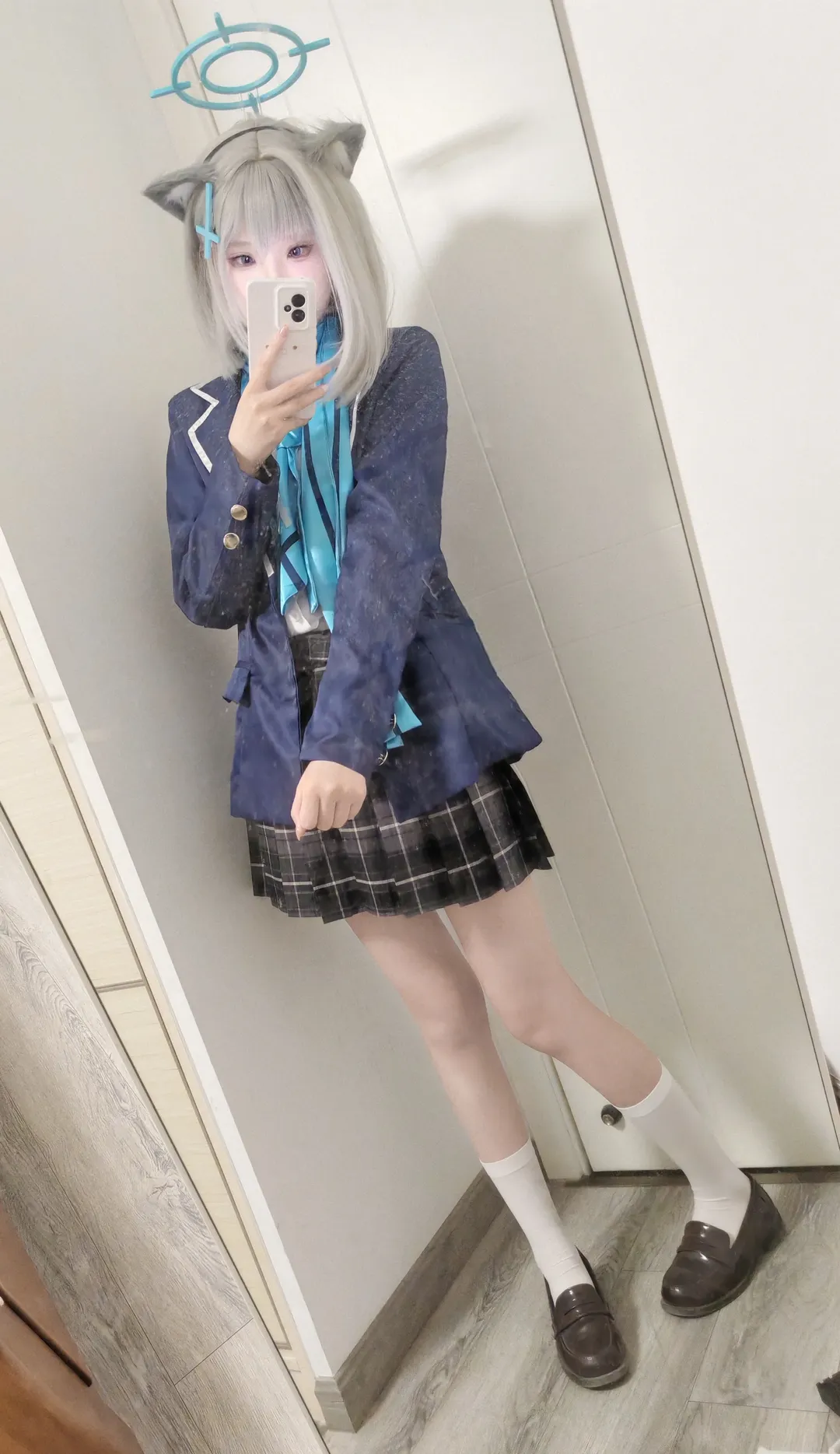 【砂狼白子cos】蔚蓝档案的银白之狼