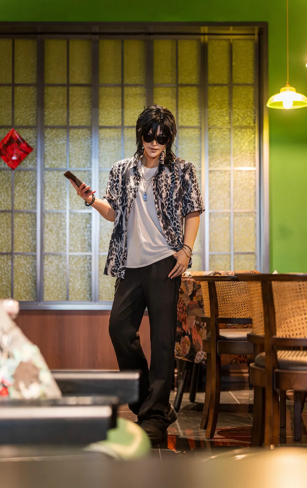 【黒眼鏡コスプレ】『盗墓筆記』の黒爺、今回のオーラもバッチリ - 1 枚目