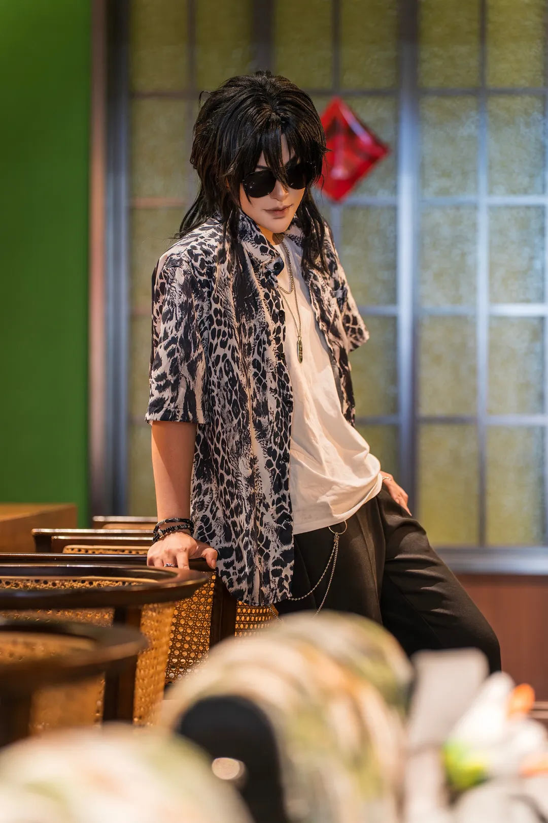 【黒眼鏡コスプレ】『盗墓筆記』の黒爺、今回のオーラもバッチリ - 2 枚目