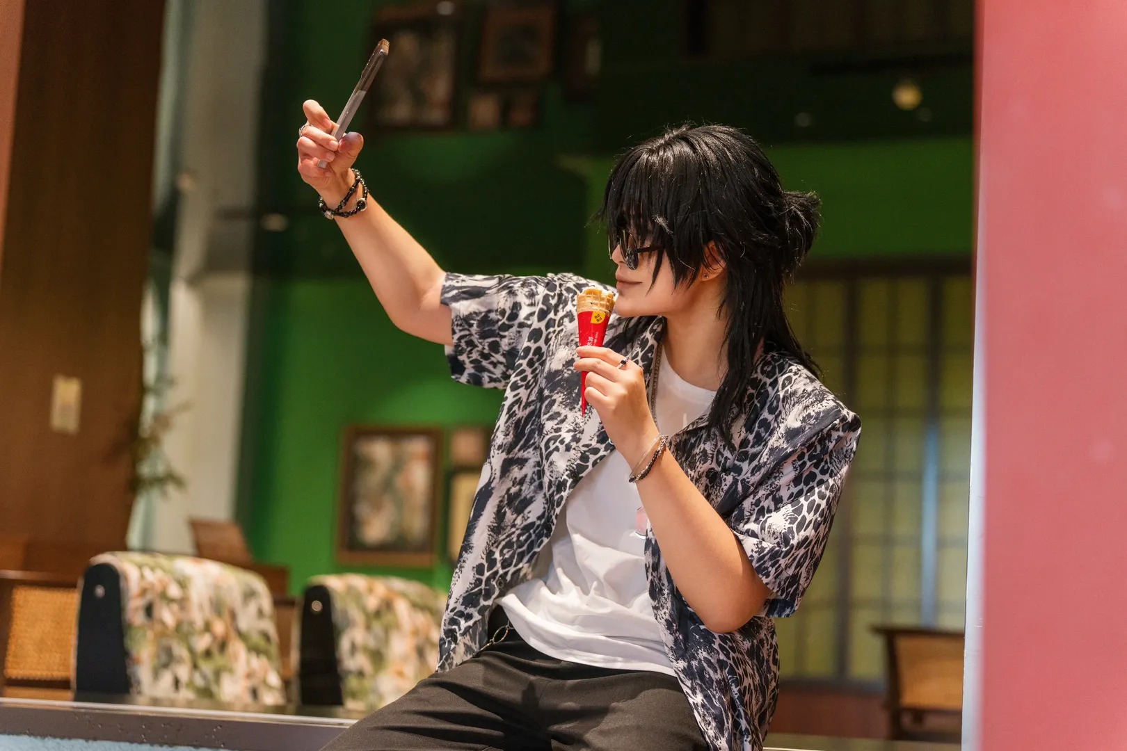 【黒眼鏡コスプレ】『盗墓筆記』の黒爺、今回のオーラもバッチリ - 7 枚目
