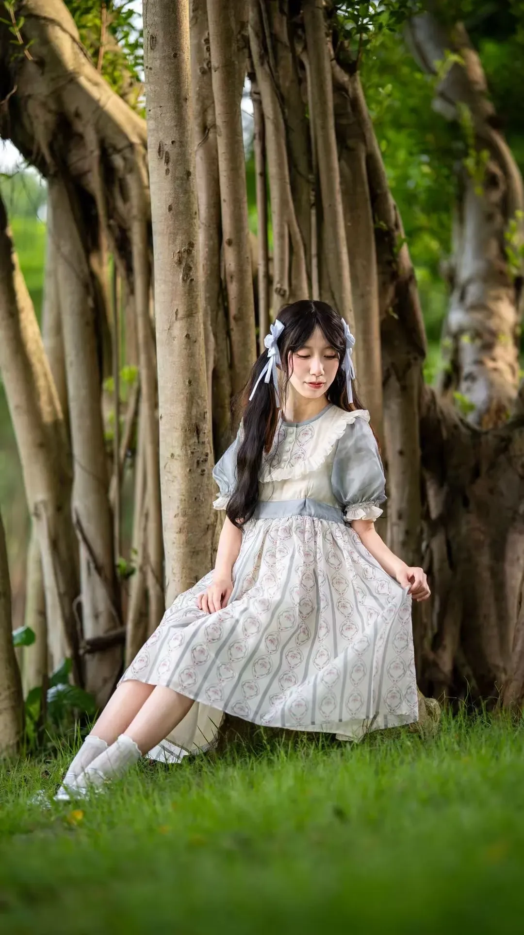帶兩盞燈去公園拍洛麗塔外拍，喂蚊子也值了 - 第 2 張