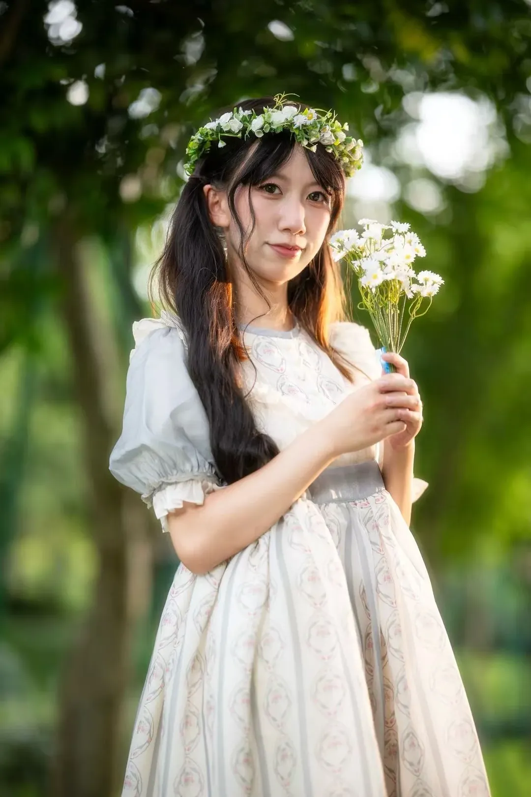 帶兩盞燈去公園拍洛麗塔外拍，喂蚊子也值了 - 第 5 張
