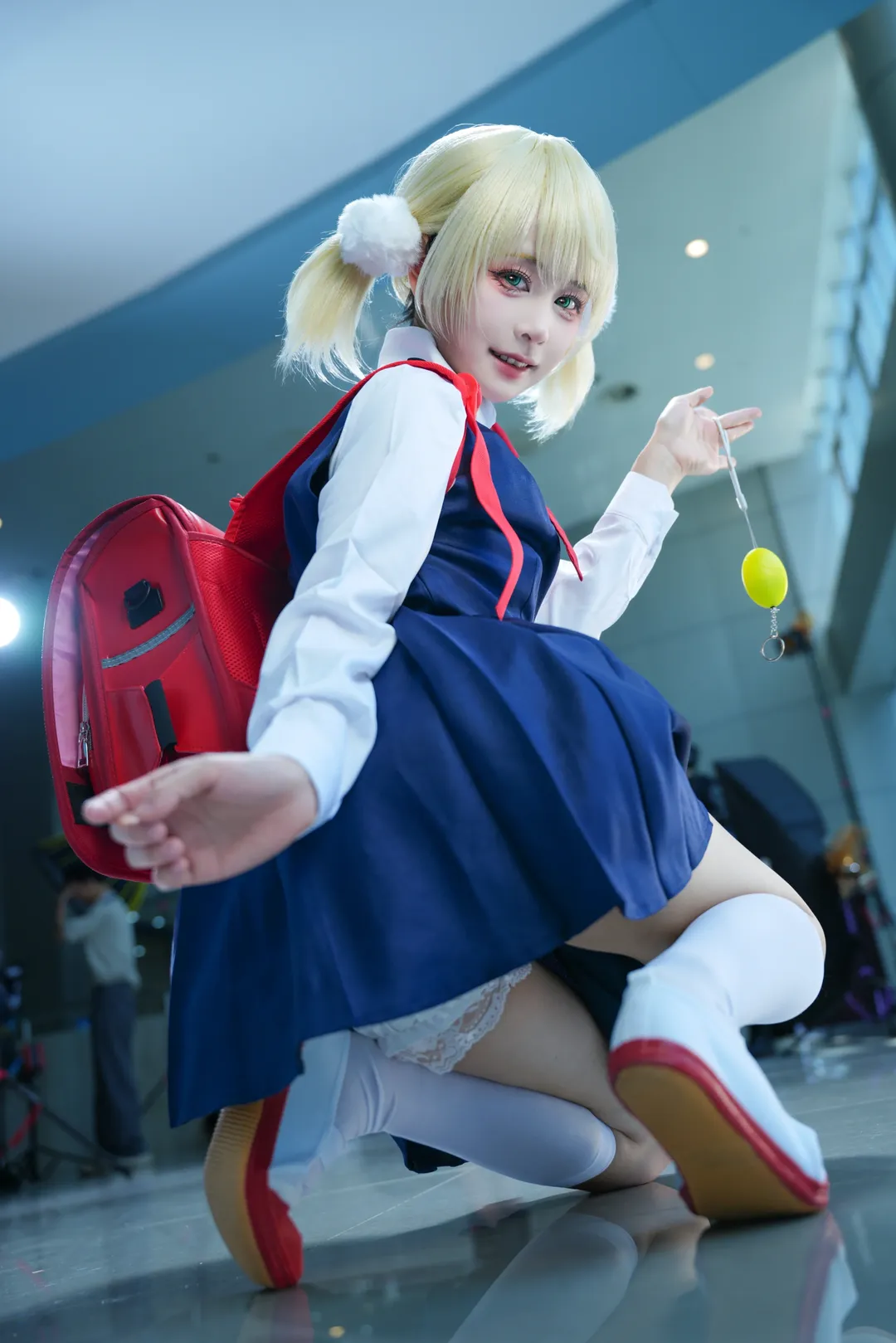 【时雨羽衣cos】双马尾配红书包，轻松拿捏俏皮感