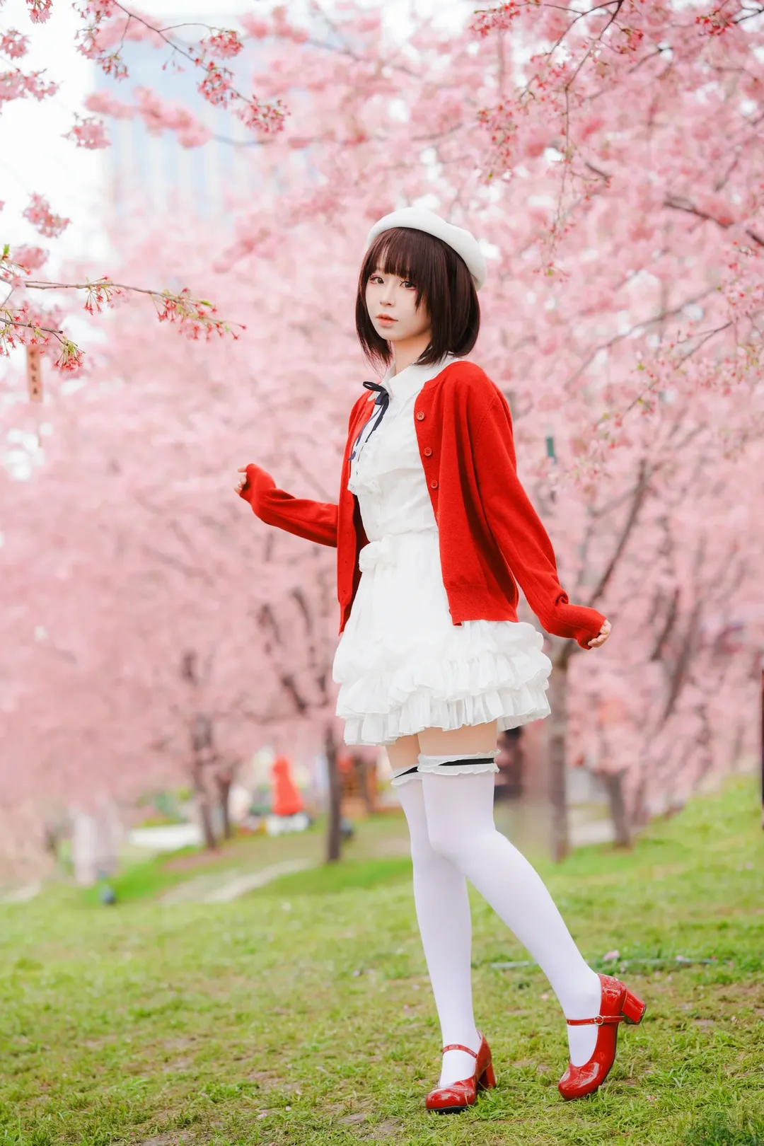 【加藤惠cos】漫花庄园樱花季的少女，路人女主的甜美风 - 第 2 张