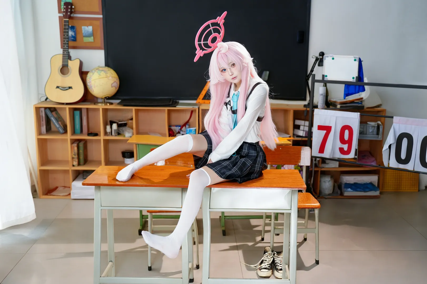 【小鸟游星野cos】蔚蓝档案教室正片拍摄记录 - 第 2 张