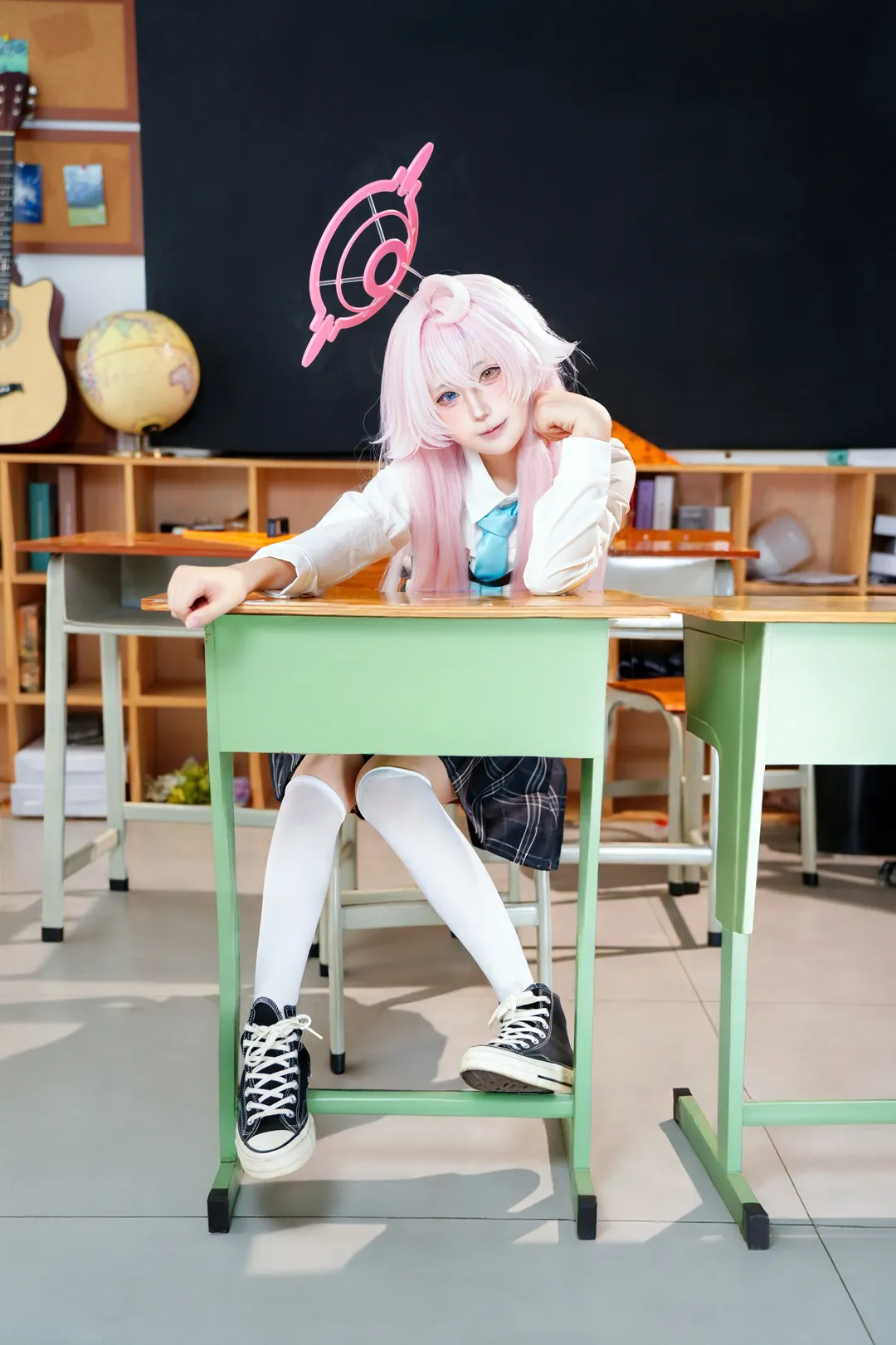 【小鸟游星野cos】蔚蓝档案教室正片分享 - 第 2 张