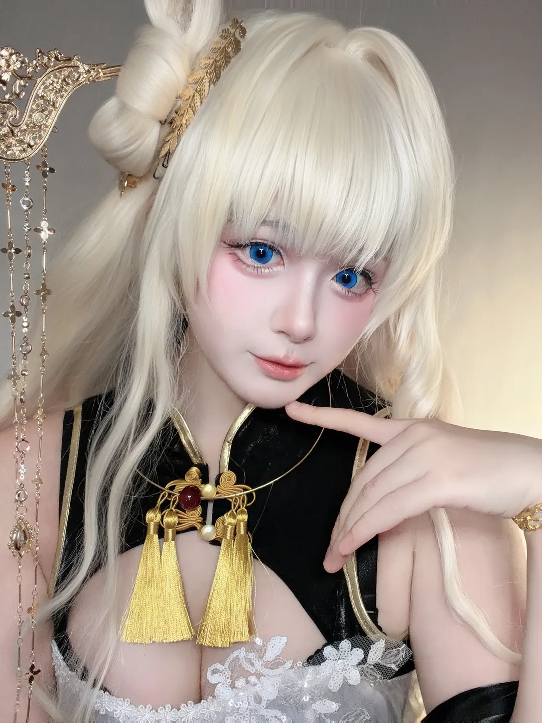 【胜利女神nikke】反差感拉满，冷脸与笑颜的对决