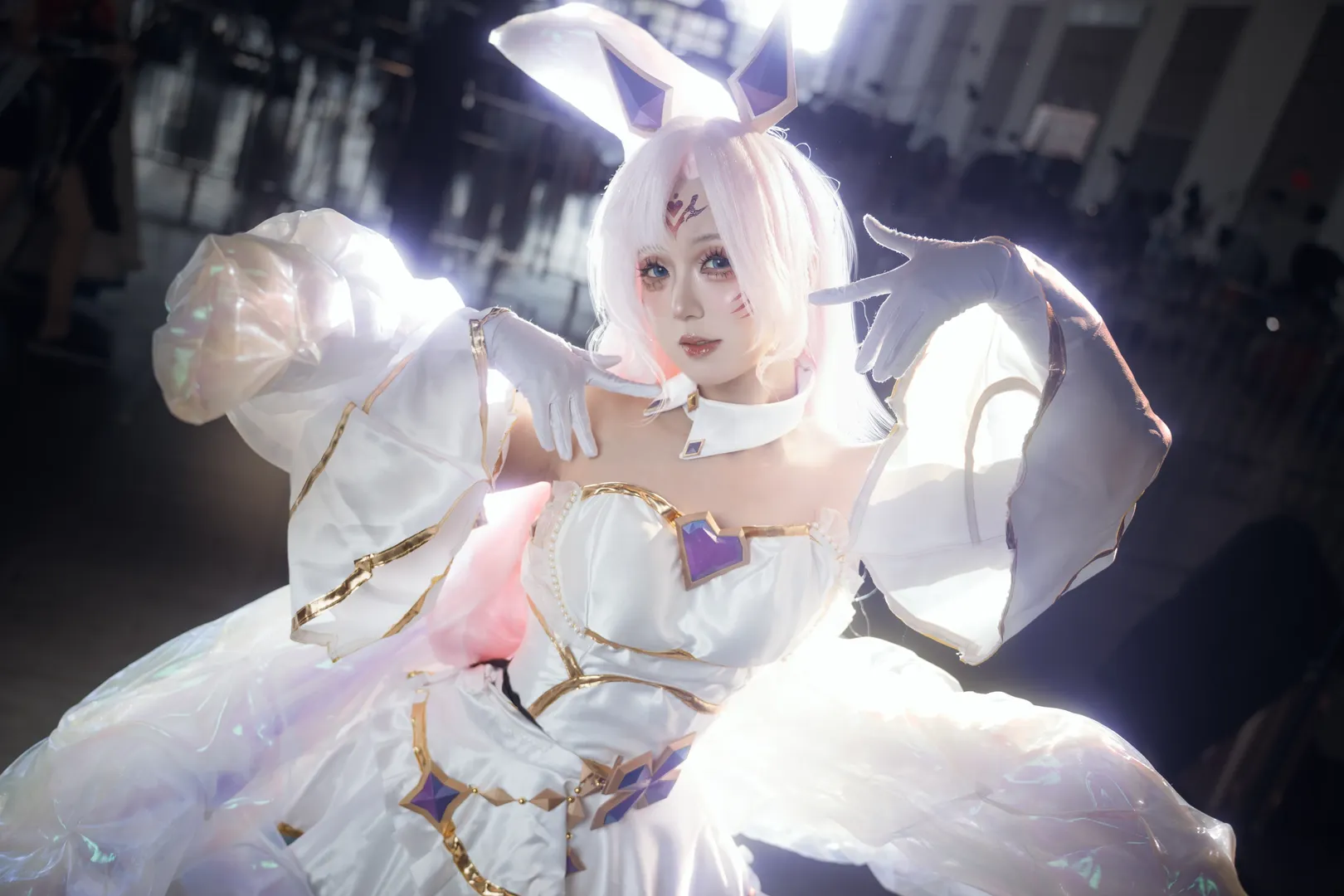 【阿狸cos】金铲铲之战香水宝石阿狸的漫展实拍 - 第 1 张