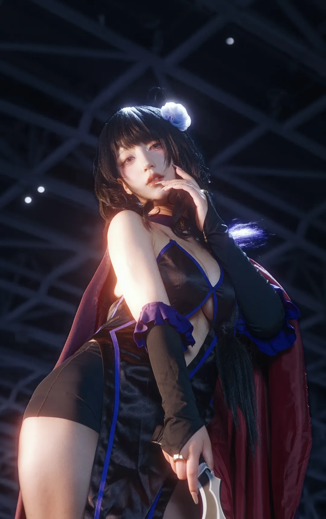 【猎肠者艾尔莎cos】从零开始的异世界生活，暗黑系杀手在展馆光影中