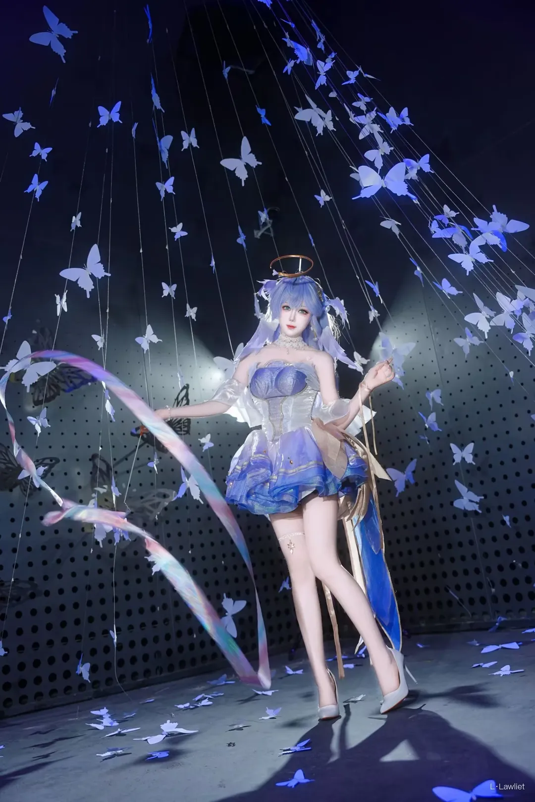 【唐舞桐cos】斗罗大陆里的蓝发少女与蓝蝶共舞 - 第 2 张
